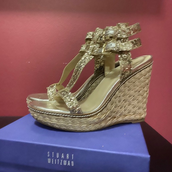 Stuart Weitzman wedge sandal - Picture 2 of 4